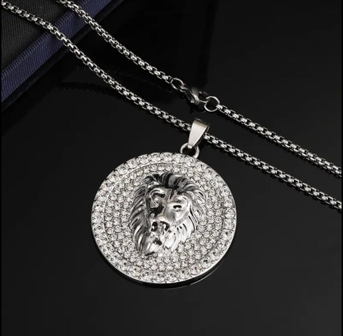 Lion Head Pendant chain
