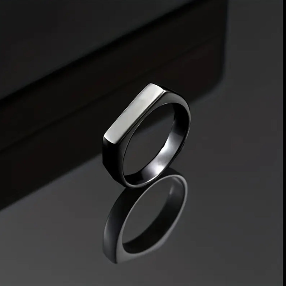 Regal Ring